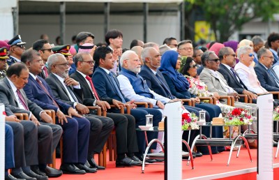 ކުރީގެ ރައީސުންނަށް އެރުވި ދައުވަތު ގަބޫލުފުޅު ކުރައްވައި ވަޑައިގަތީ ނަޝީދާއި ވަހީދު އެކަނި