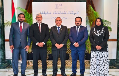 8،000 އަށް ވުރެ ގިނަ މައްސަލަ ނުނިމި އެބައޮތް، އިނގިލި ދިއްކޮށްގެން ހައްލެއް ނެތް: ޖޭއެސްސީ