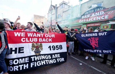 ޔުނައިޓެޑްގެ ސަޕޯޓަރުންގެ މެދުގައި ހިޔާލު ތަފާތުވެ ކްލަބްގެ ވެރިންނާ ދެކޮޅު މުޒާހަރާ ކެންސަލް