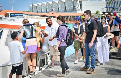 ޗައިނާއިން ރާއްޖެ އައި ޓޫރިސްޓުންގެ އަދަދު ދެ ލައްކައަށް