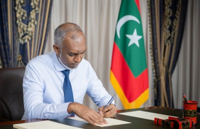 ފިކުރީ މުދާ ހިމާޔަތްކުރުމުގެ ބިލް ރައީސް ތަސްދީގުކުރައްވައިފި