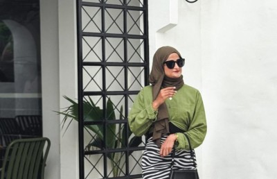 ވަކީލެއް ކަމަށް ހެދިގެން އުޅުނު މީހެއްގެ މައްސަލަ ޕޮލިހަށް