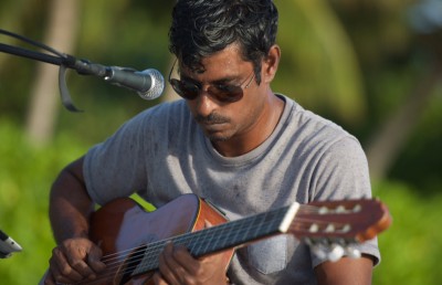 މެޒޯ މޯޑުގެ ހަނދާނަށް ޝަރަފުވެރިކަމުގެ އިނާމު ދީފި