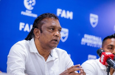 މިދިޔަ 46 އަހަރުތެރޭ ގައުމީ ޓީމަށް ކުޅުނު ކޮންމެ ކުޅުންތެރިޔެއްގެ އަގުވަޒަން ކުރާނަން: ސުޒޭން