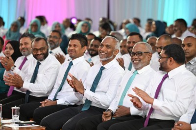 ކޮލަމް: ރައީސް މުއިއްޒުގެ މުށުތެރެއިން ޕީއެންސީ މިނިވަން ވަނީތަ؟