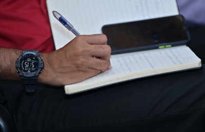 މީޑިއާ ރެގިއުލޭޓްކުރަން ސަރުކާރު ވަންނަން ނޫޅޭ، ބޮޑު ގޯހެއް!