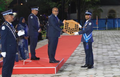 ފުލުހުންނަށް އިހުސާންގެ އިލްތިމާސެއް؛ ނަޒާހަތްތެރިކަން ވިއްކާ ނުލައި މުއައްސަސާގެ ކަރާމާތް ދަމަހައްޓާ!