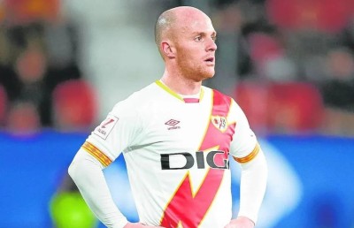 ވަޔަކާނޯގެ ކެޕްޓަންގެ ސުވާލެއް: ބާސާއާ ޖެހުނީމަ ރެފްރީންނަށް އަބަދު ގޯސް ހެދެންވީ ކީއްވެ؟