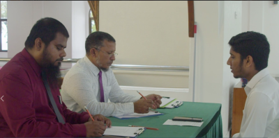 ހުތުބާ ކިޔަން ފުރުސަތަށް އެދުނު ޒުވާނުންގެ އިންޓަވިއުތައް ފަށައިފި