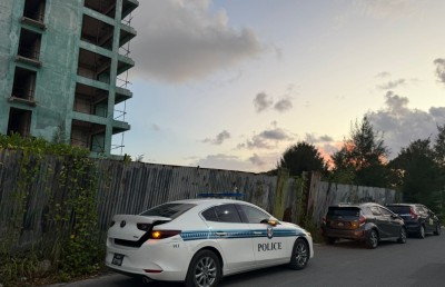 މަރުވެފައި އޮއްވައި ފެނުނީ ގެއްލިގެން ހޯދަމުން އައި ބިދޭސީއެއް ކަމަށް ބެލެވޭ