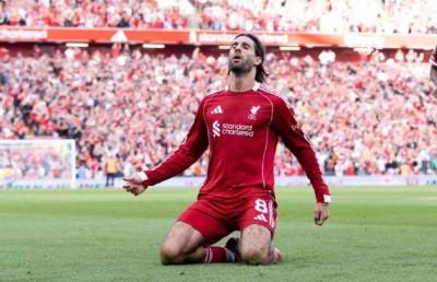 ސޮބޮސްލާއީ ޖެހީ ޕްރިމިއާ ލީގުގެ އެންމެ މޮޅު އެއް ފްރީ ކިކް؟