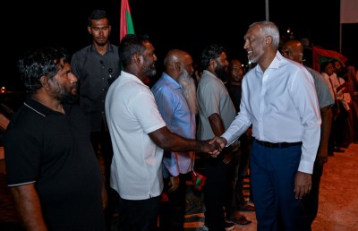 ނޮޅިވަރަންފަރުގައި އަމިއްލަ ގޯތީގައި ގެ ނެހެދިފައި ތިބި މީހުންނަށް 100 ހައުސިން ޔުނިޓް އަޅައިދެނީ