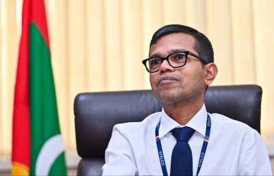 27 އަހަރަށް ފަހު ފަހުމީ ސްޓެލްކޯއާ ދުރަށް، ޝުކުރު ރައީސަށް