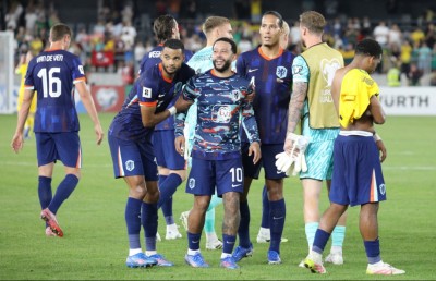 ނެދަލެންޑްސްގެ ލަނޑު ޖެހުމުގެ ރެކޯޑް ޑިޕާއި މުގުރާލައިފި