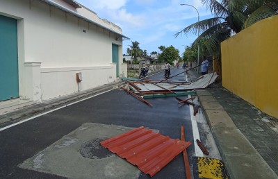 މަރަދޫފޭދޫއަށް ނަގޫރޯޅިއެއް އަރައި ބޮޑެތި ގެއްލުންތަކެއް