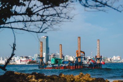 ޖޫރިމަނާ ނުދައްކާތީ އެފްކޮންސް ގޮވައިގެން ކޯޓަށް ދަނީ