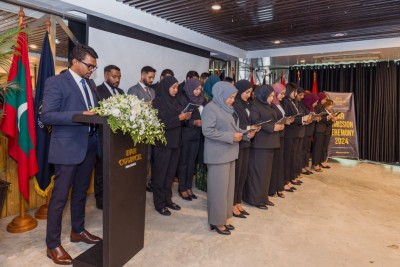 އާ 30 ވަކީލުންނަށް ހުވާ ލައިދީ، ވަކީލުކަމުގެ ހުއްދަ ދީފި