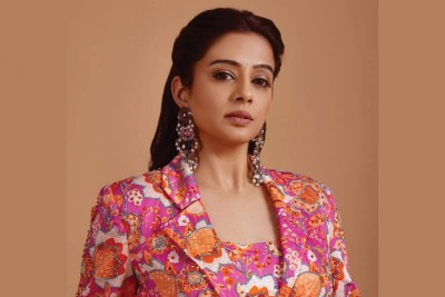 ސައުތު ސިނަމާ ފަތަހަކޮށްފައި، ޕްރިޔާ ހިންދި ސިނަމާއަށް