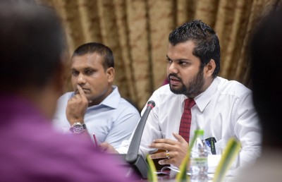 ފުލުހުންގެ ވާޖިބަށް ހުރަސްއެޅި ކަމުގެ ތުހުމަތުގައި އެމްޑީޕީގެ ގައުމީ މަޖިލިހުގެ މެމްބަރު ހުސައިން ހަސަން ހައްޔަރުކޮށްފި