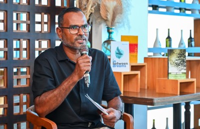 ފައިސަލްގެ ދެ ވަނަ ޅެން ފޮތް ނެރެފި