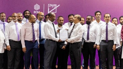 ޔާމީންގެ ތާއީދާ އެކު މަޖިލީހަށް 47 ކެންޑިޑޭޓުން