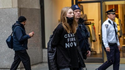 ފަލަސްތީނަށް ސަޕޯޓު ކުރުމުން ޔޫފޯރިއާ ތަރި ޖަލަށް