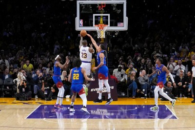 ޑެންވާ ނަގެޓްސްއިން ލޮސް އެންޖަލިސް ލޭކާސް ބަލިކޮށްފި