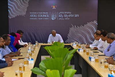 ލާމަރުކަޒީ ނިޒާމުގެ މިހާރުގެ ޗެމްޕިއަނަކީ ރައީސް މުއިއްޒު: އާދަމް ޝަރީފް