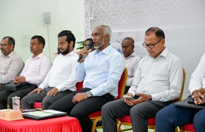 އޮންލައިންކޮށް ކިޔެވުން މަނާކުރި ބައެއް ކޯސްތަކަށް ހުއްދަ ދޭން މަޝްވަރާކުރަނީ
