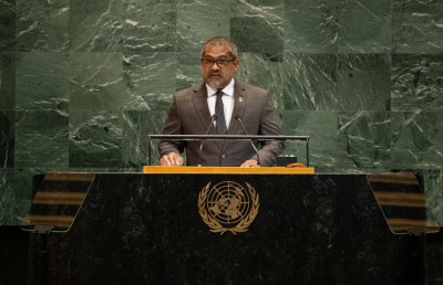 ބާރުގަދަ ގައުމުތަކަށް ގާނޫނު ނުހިންގޭތީ، ދުނިޔޭގެ ނިޒާމަށް އޮތް އިތުބާރު ގެއްލެމުންދާކަމުގެ އިންޒާރު ރާއްޖޭން ދީފި