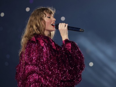 ޓޭލާ ބަލަން ދިވެހިން ވެސް ސިންގަޕޫރަށް