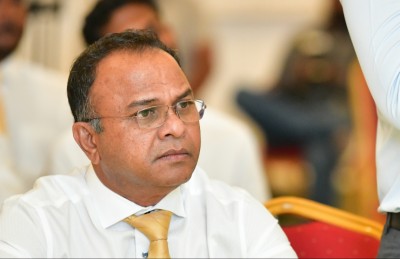 ބިޑަކާ ނުލައި، ފެނަކައަށް އަޑީތެޔޮ ގަތުމަށް ކުރީގެ މެމްބަރު އަނދުން ހުސައިންގެ ކުންފުންޏަށް 112 މިލިއަން