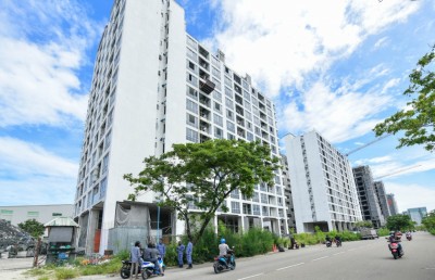 ފުލުހުންގެ ފްލެޓްތަކަށް މީހުން ބަދަލުވެ ދިރިއުޅެން ފަށައިފި