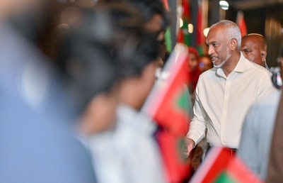 ވޭމަންޑޫ-ކިނބިދޫ ކޯޒްވޭގެ މަސައްކަތާ އެކު އެލާ ޓޫރިޒަމަށް ތަރައްގީކޮށްދޭނަން: ރައީސް