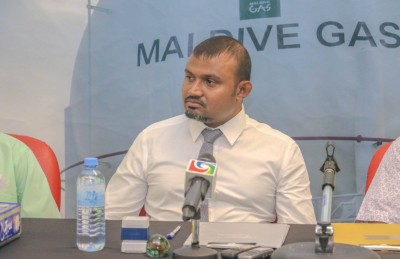 މޯލްޑިވް ގޭސްގެ ކުރީގެ އެމްޑީ މައުމޫން 12 އަހަރަށް ޖަލަށްލާން ހުކުމްކޮށްފި