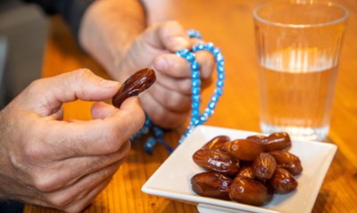 ކަދުރު: ފައިދާތަކުން ފުރިފައިވާ މޭވާއެއް