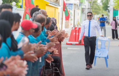 ތިނަދޫގެ އާބާދީ ލިސްޓް އޮޅުވާލި ކަމަށް ބުނެ އީސީއަށް ޝަކުވާ