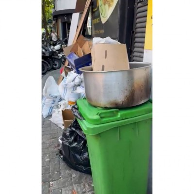 ރޯދައަށް ގެ ސާފުކޮށް، ބާ ފަރުނީޗަރުތަކާއި ކުނިތަކުން މާލޭ މަގުމަތި ފުރާލައިފި