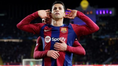 ޗެމްޕިއަންސް ލީގުގެ ކުއާޓާ ފައިނަލުން ބާސެލޯނާ ޖާގަހޯދައިފި