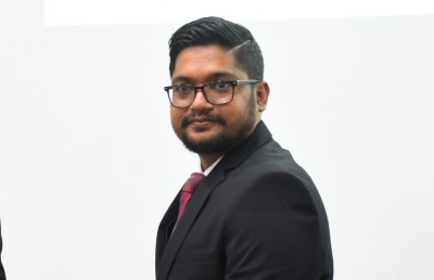 ރައްޔިތުންނަށް ހިދުމަތްދޭ ކުންފުނިތަކުގެ ވެރިންގެ ކޮރަޕްޝަނަށް ދޭންވީ އެންމެ ބޮޑު އަދަބު: ފަނޑިޔާރު