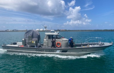 ފުލިދޫ ބޭރުން ކަނޑަށް އިތުރަށް ތެޔޮ އެޅިފައިވޭތޯ އެމްއެންޑީއެފުން ބަލަނީ