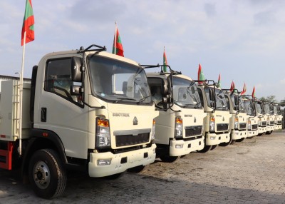 ޗައިނާއިން ރާއްޖެއަށް 10 ޕިކަޕު ހަދިޔާކޮށްފި