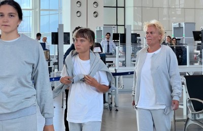 ފްލޮޓީލާ އެކްޓިވިސްޓުންގެ ތެރެއިން ގްރެޓާ ޓުންބާގާއި އިތުރު 170 މީހަކު އިޒްރޭލުން ޑީޕޯޓްކޮށްފި