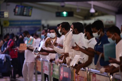 ތިން މަސްދުވަސް ތެރޭ ރާއްޖެއަށް 5 ލައްކައަށް ވުރެ ގިނަ ފަތުރުވެރިން ޒިޔާރަތްކޮށްފި