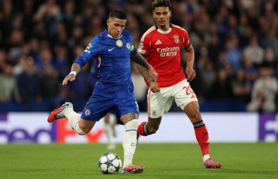 އެންޒޯއާ ދިމާކޮށްލުމުން ސަޕޯޓަރުން މައިތިރިކުރީ "ސްޕެޝަލް ވަން"