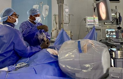 ކެމެރާ ލައްވައިގެން މައިބަދައިގެ އޮޕަރޭޝަނެއްކޮށް އައިޖީއެމްއެޗަށް ބޮޑު ޝަރަފެއް