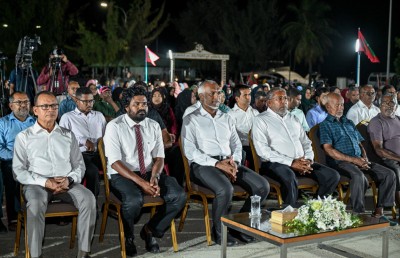 ރައީސް މުއިއްޒަށް ވުރެ އިހްލާސްތެރިކޮށް ވެރިކަން ކުރައްވާ ބޭފުޅަކު ނާދޭ: ގާސިމް