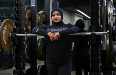 ޕީސީއޯއެސްއާ ހެދި ފިޓްނެސްގައި މައު ކުރީ "ހަނގުރާމައެއް"