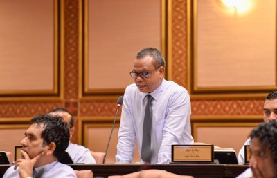 އިންތިޚާބުގައި ވާދަކުރަން ރަޝީދު ހުށަހެޅި މައްސަލަ ބަލައެއް ނުގަތް