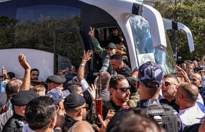 އިޒްރޭލުގެ 20 އަސީރުންގެ ބަދަލުގައި ފަލަސްތީނުގެ 1،968 މީހަކު މިނިވަންކޮށްފި